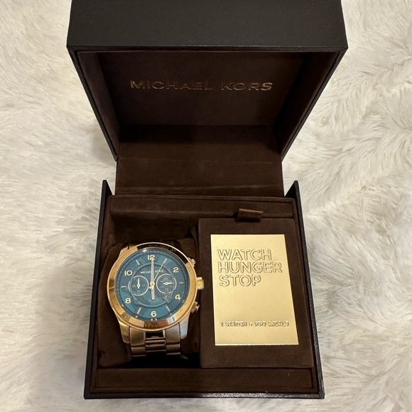 Michael Kors Runway Hunger Stop100 Series Turquoise Blue Dial Gold - Picture 2 of 10